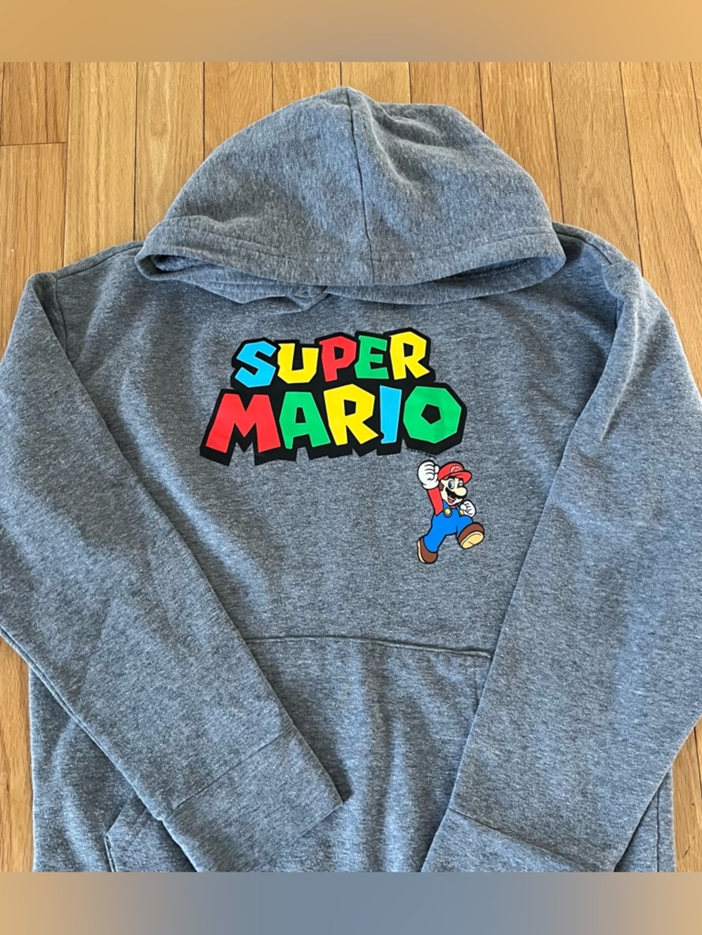 Old Navy - super Mario sweatshirt